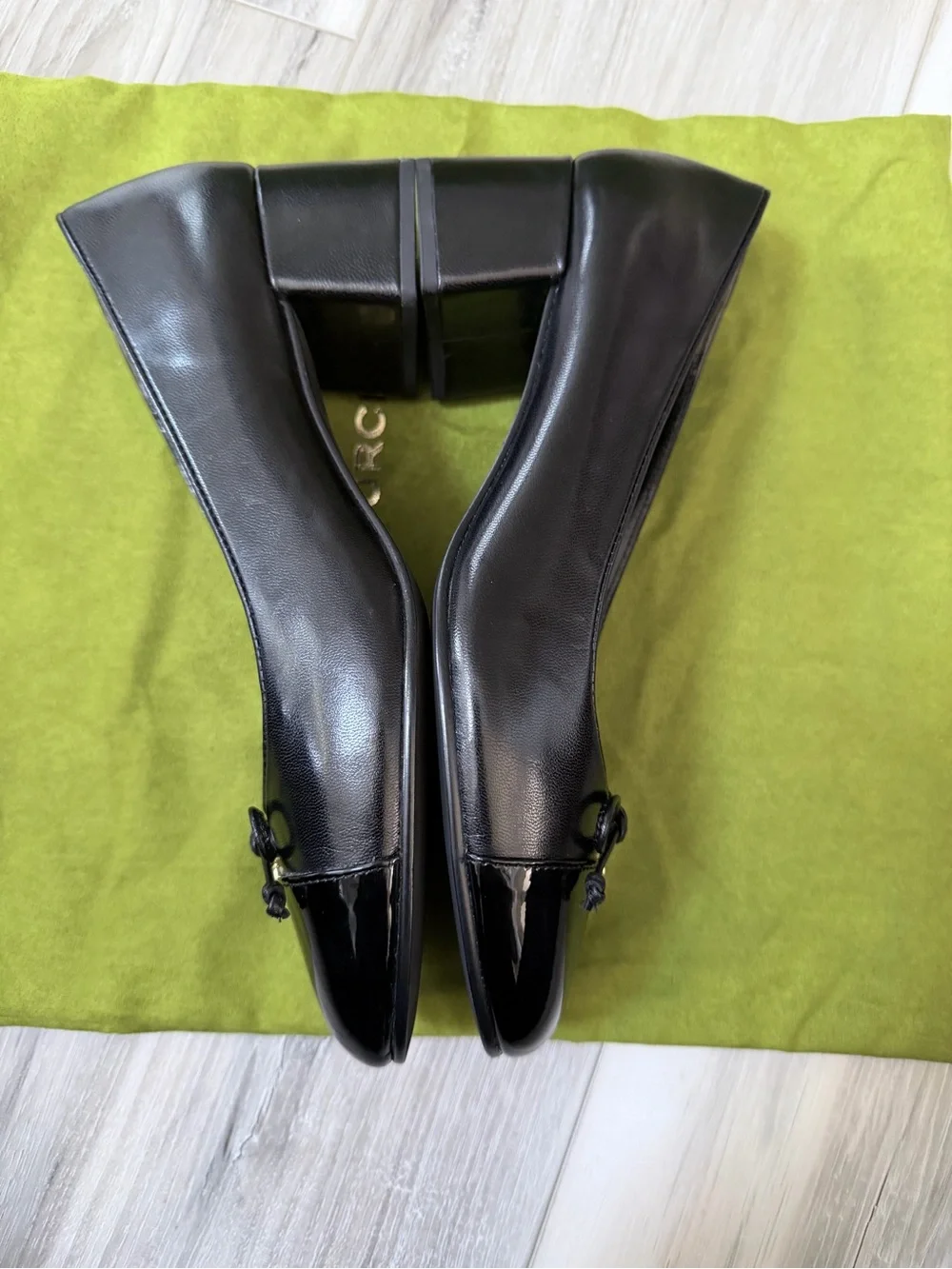 Tory Burch Cap Toe 45mm Black Leather Bow Pumps Heels Women’s 7